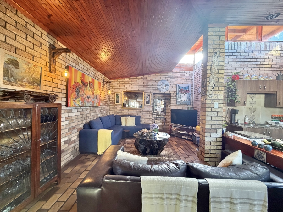4 Bedroom Property for Sale in Kabeljauws Eastern Cape